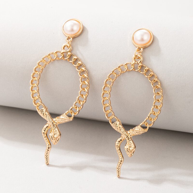

Chain Design Earrings, Gold