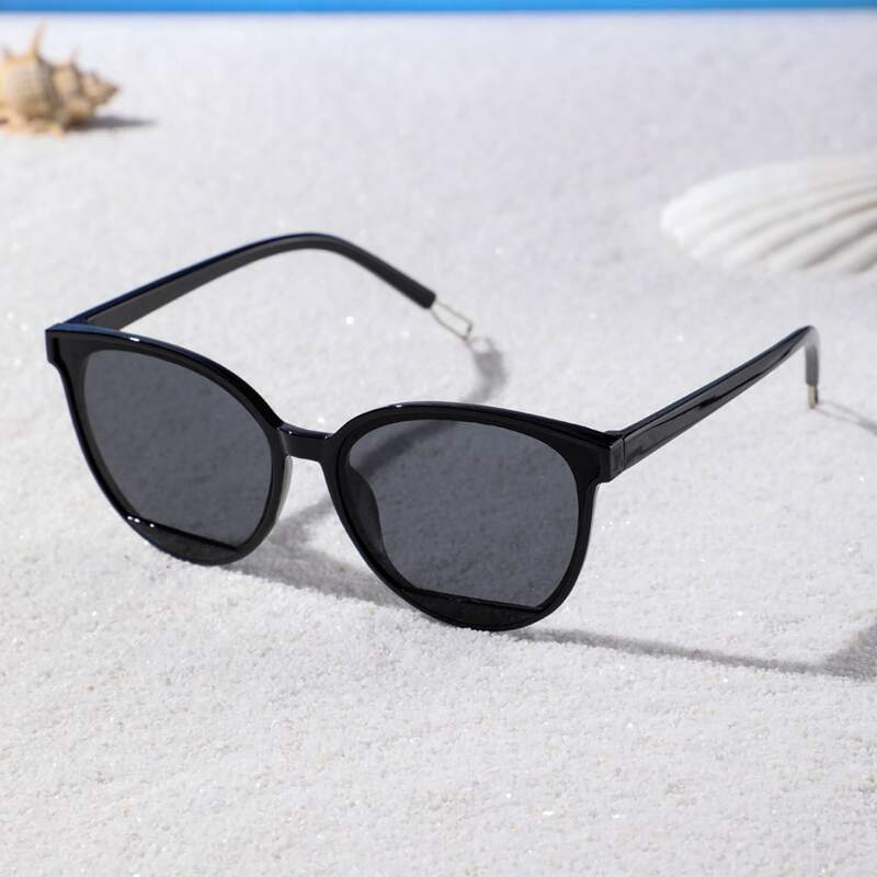 

Cat Eye Frame Sunglasses