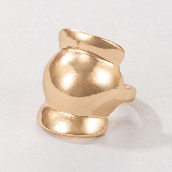 

Metal Structured Ring, Gold