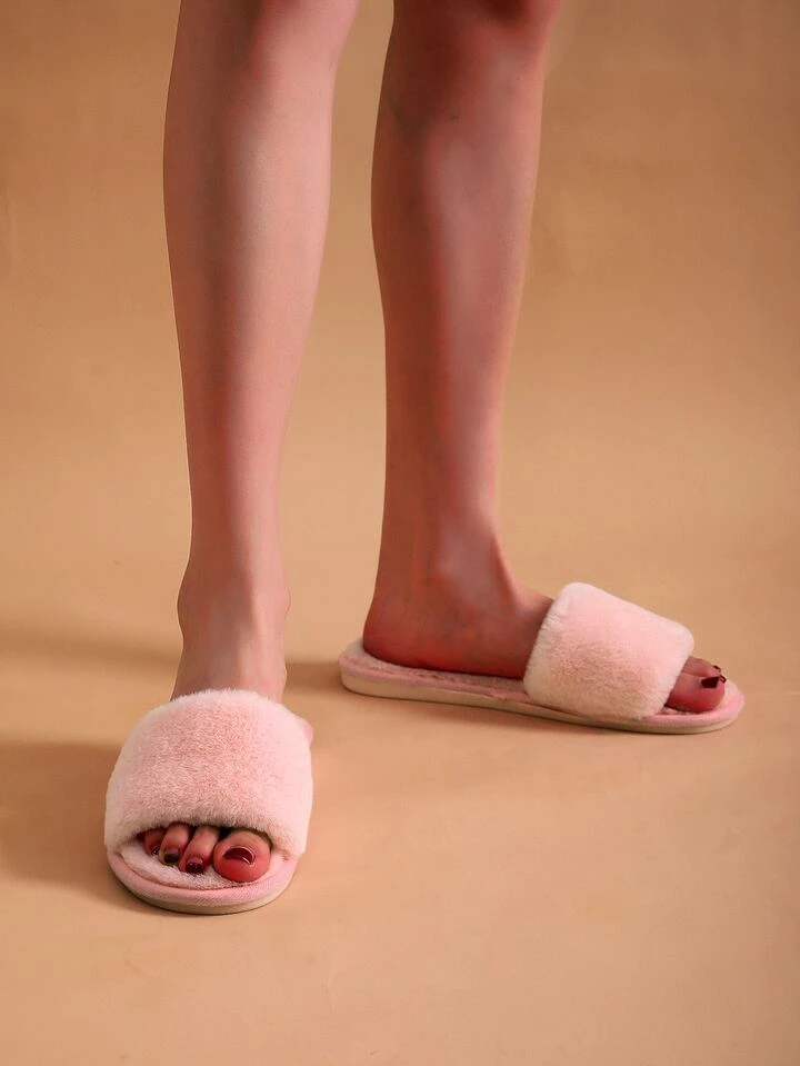 Update 75+ bedroom slippers with heels latest dedaotaonec