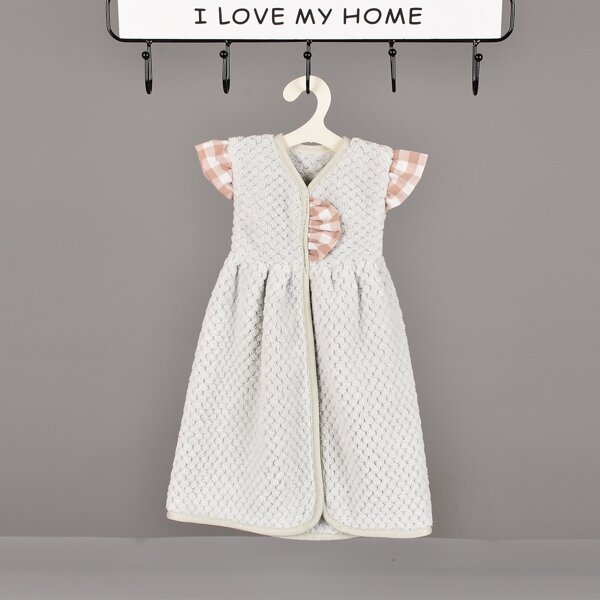 

1pc Dress Design Hand Towel, Multicolor