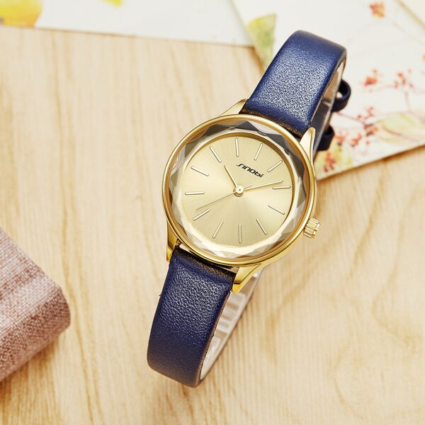 

Round Pointer Quartz Watch