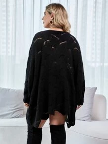 SHEIN LUNE Plus Contrast Eyelash Lace Pointelle Knit Batwing Sleeve Jumper - Black - View 2