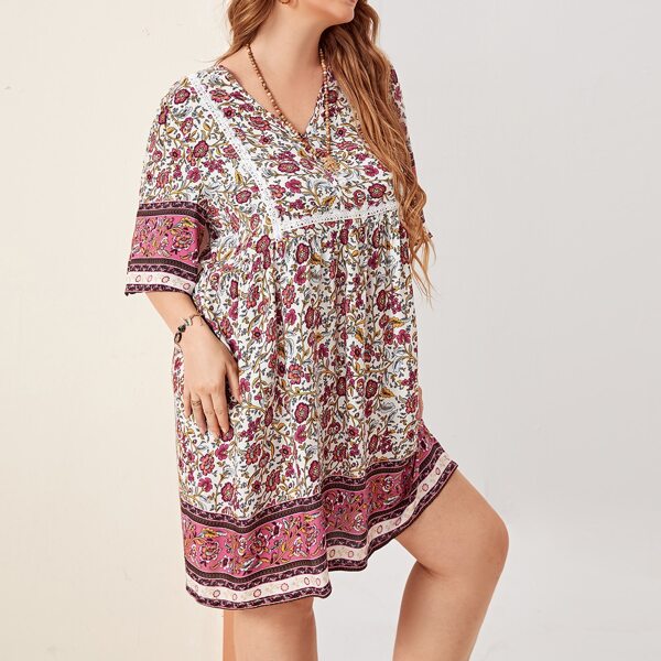 

Plus Contrast Lace Ditsy Floral Smock Dress, Multicolor