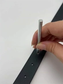 EMERY ROSE Minimalist Western Belt With Hole Punch - Black - View 4