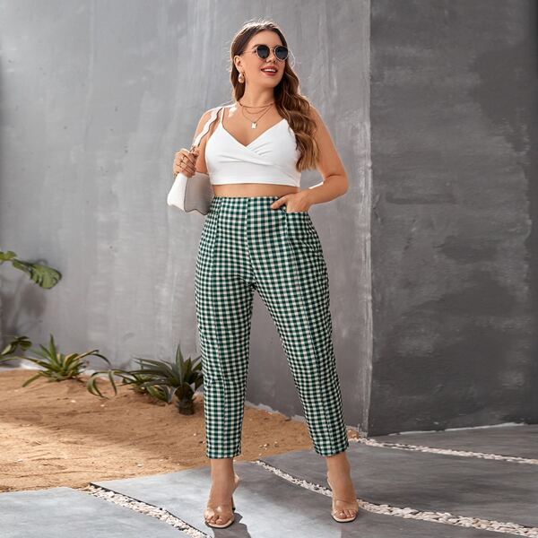

Plus Gingham Print Pocket Patched Carrot Pants, Multicolor