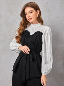 BizChic 立領腰帶褶邊假兩件上衣和褲子工作服 - 黑與白 - 查看 3