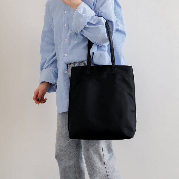 

Minimalist Tote Bag, Black