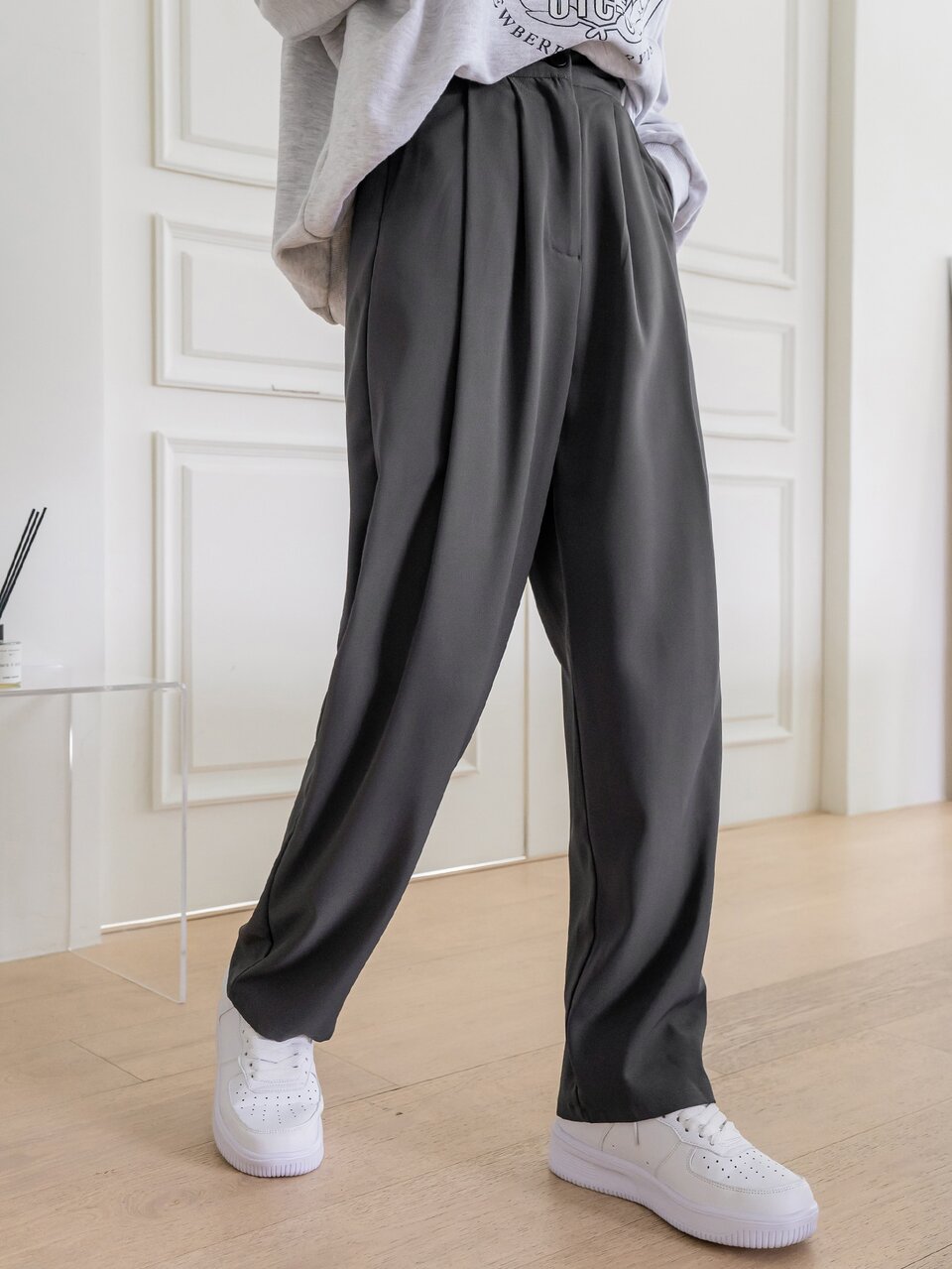 Plicated Detail Straight Leg Pants Women Dress Pants