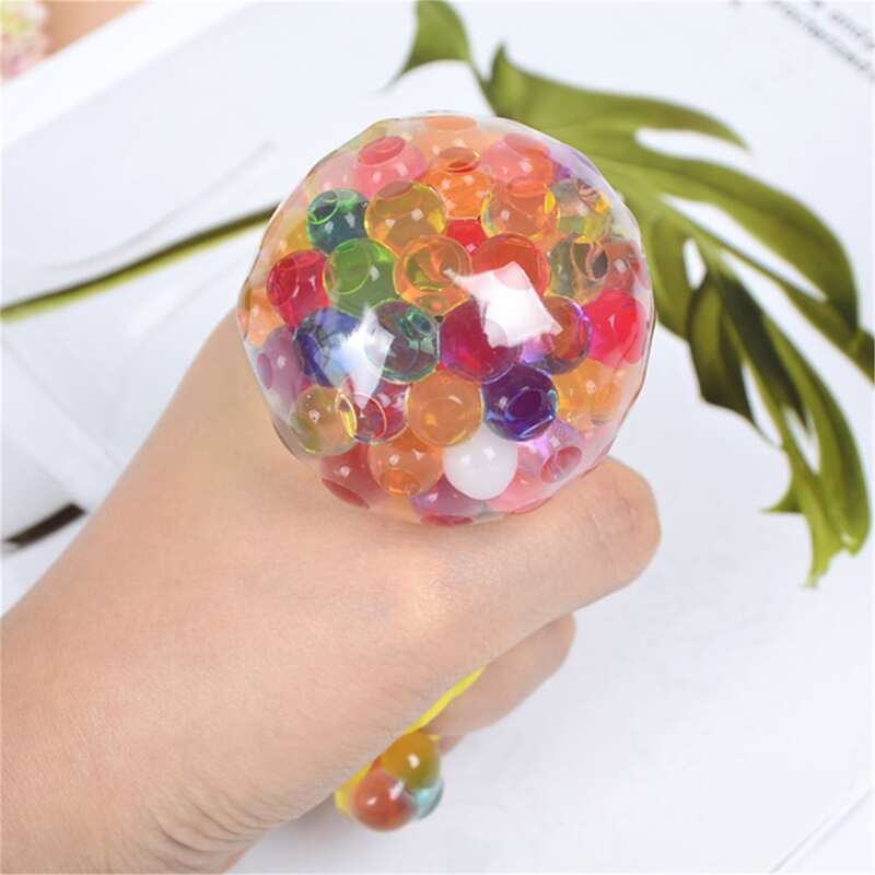 

1pc Random Emoticon Pinch Ball, Multicolor