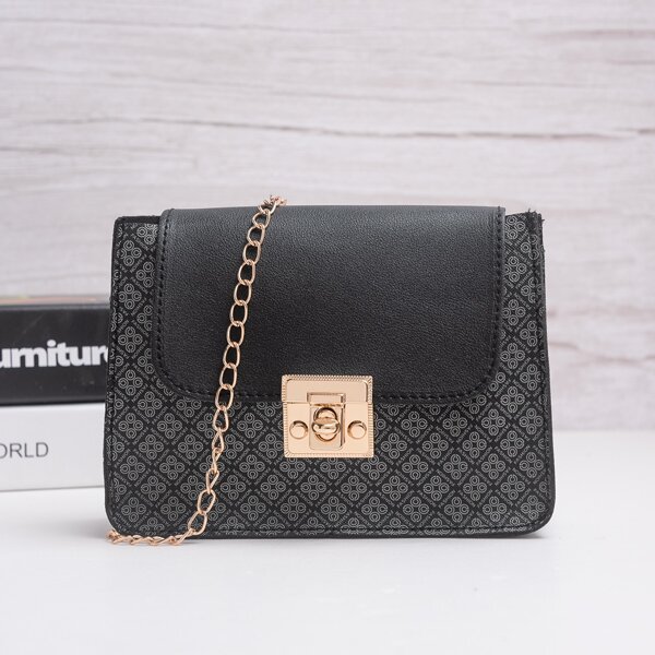 

Graphic Print Twist Lock Chain Crossbody Bag, Black