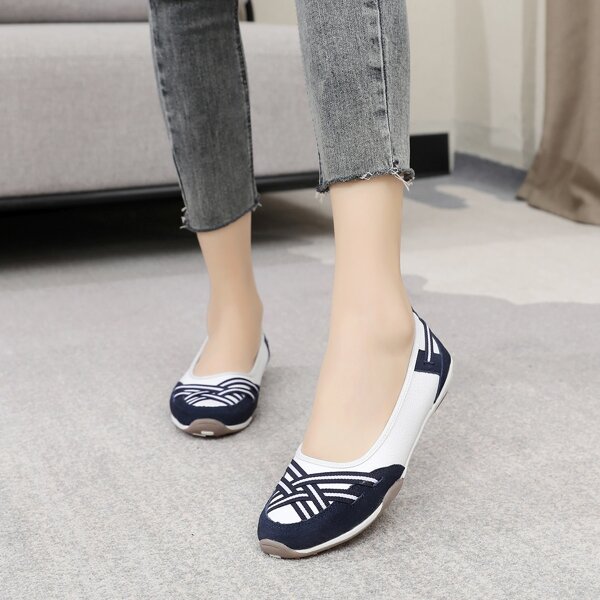 

Two Tone Ballet Flats, Blue and white