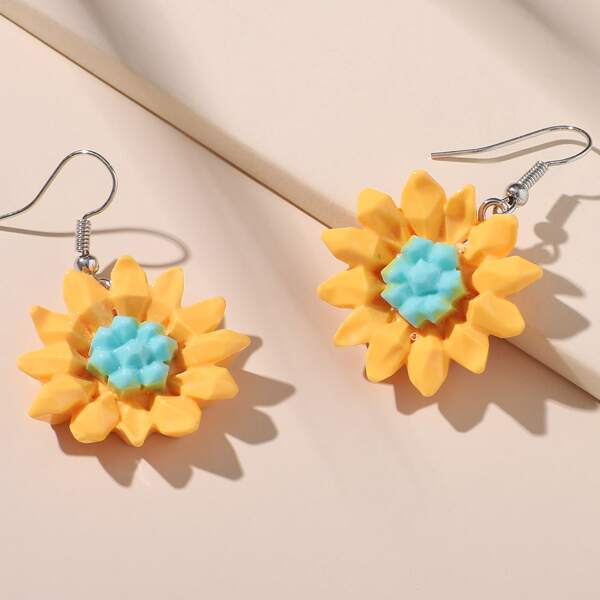 

Flower Drop Earrings, Yellow