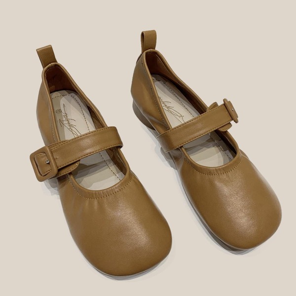 

Minimalist Mary Jane Flats, Brown