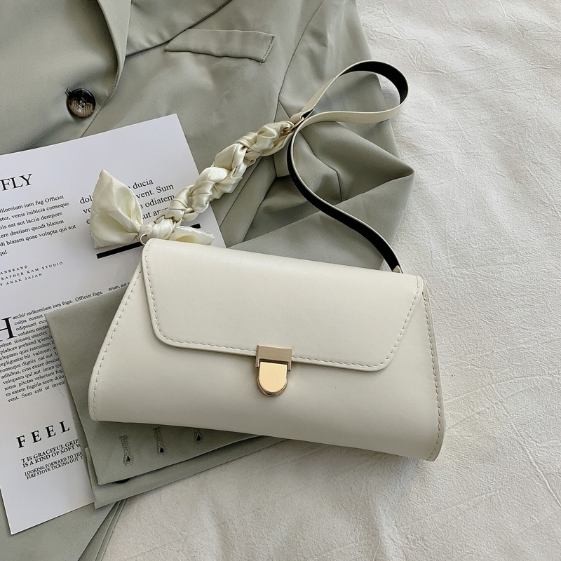 

Minimalist Shoulder Bag, White