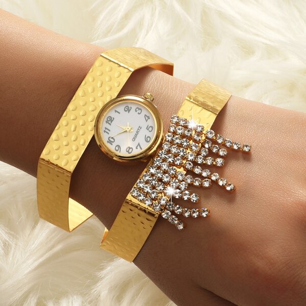 

Rhinestone Decor Round Pointer Quartz Watch