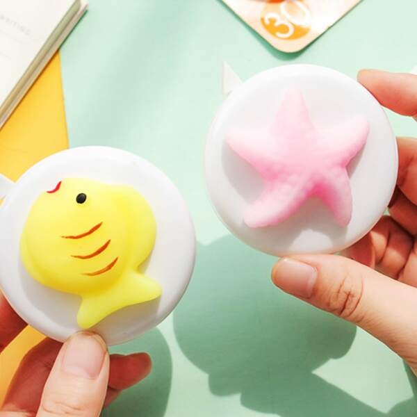 

1pc Random Cartoon Correction Tape, Multicolor