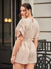 SHEIN 大碼深V領翻折袖連身短褲 - 杏色 - 查看 2