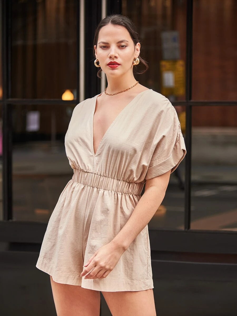 SHEIN 大碼深V領翻折袖連身短褲 - 杏色 - 查看 1