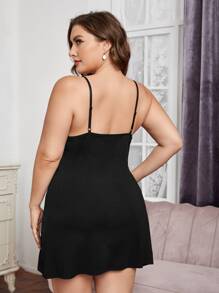 Plus Solid Lace Backless Slip Dress - Black - View 2