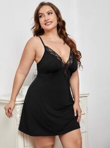 Plus Solid Lace Backless Slip Dress - Black - View 3