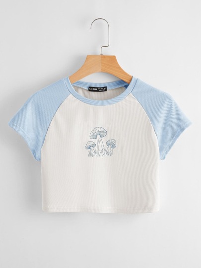 Mushroom Print Raglan Sleeve Crop Tee