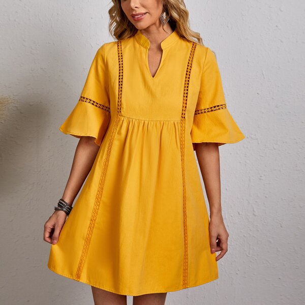 

Contrast Lace Notch Neck Babydoll Dress, Yellow