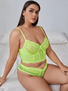 Plus Scallop Lace Lingerie Set - Lime Green - View 3