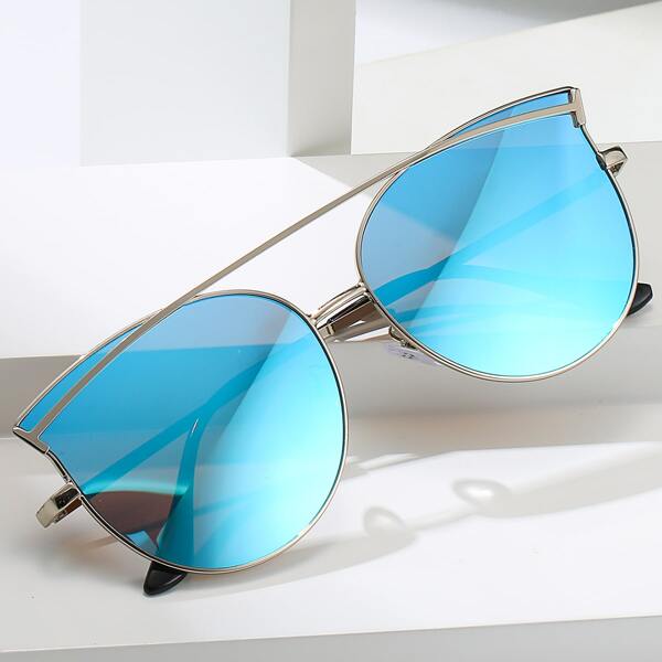 

Metal Frame Sunglasses
