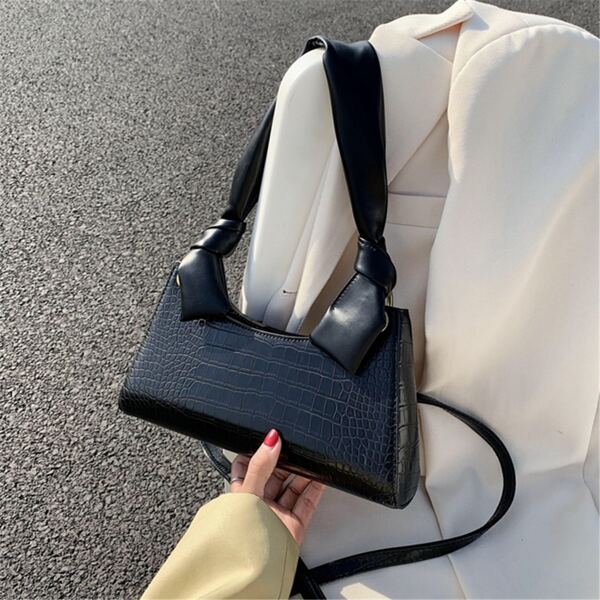 

Minimalist Croc Embossed Knot Design Baguette Bag, Black
