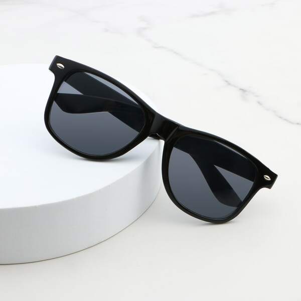 

Square Frame Sunglasses