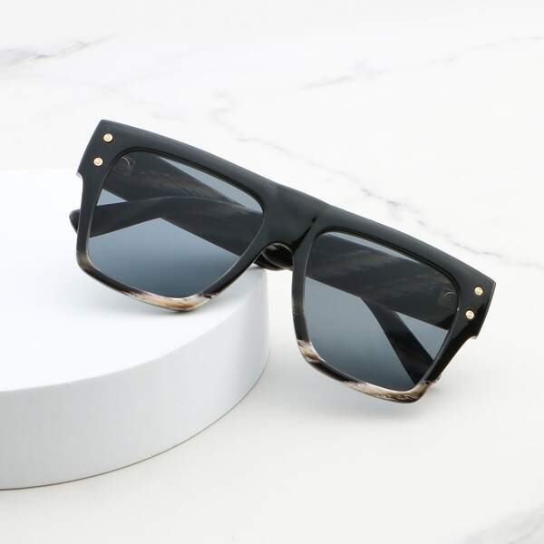 

Square Frame Sunglasses