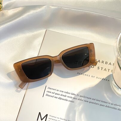 Square Frame Fashion Glasses
