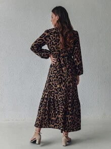 SHEIN Clasi Vestido de leopardo de cuello cruzado bajo con fruncido - Multicolor - Ver 2