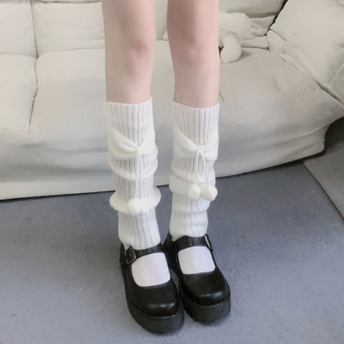 

Pom Pom Decor Leg Warmer, White