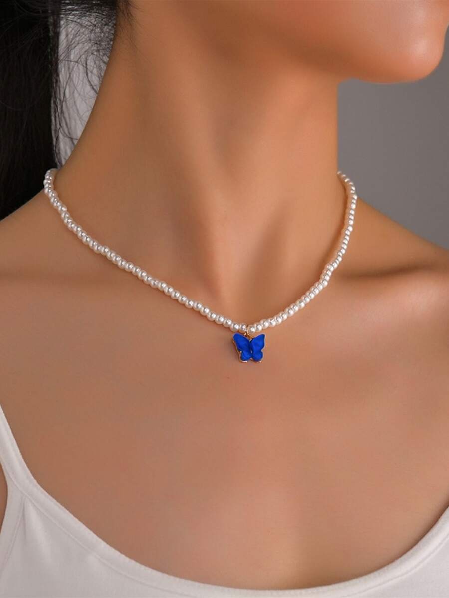 Butterfly Charm Faux Pearl Beaded Necklace - White - View 1