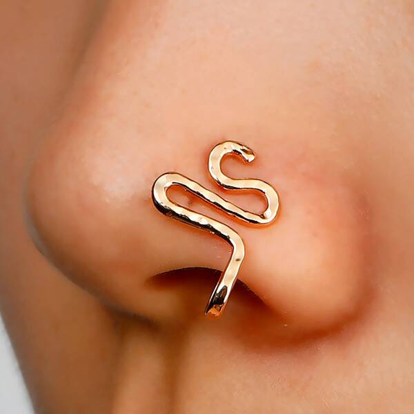 

Simple Nose Ring, Gold