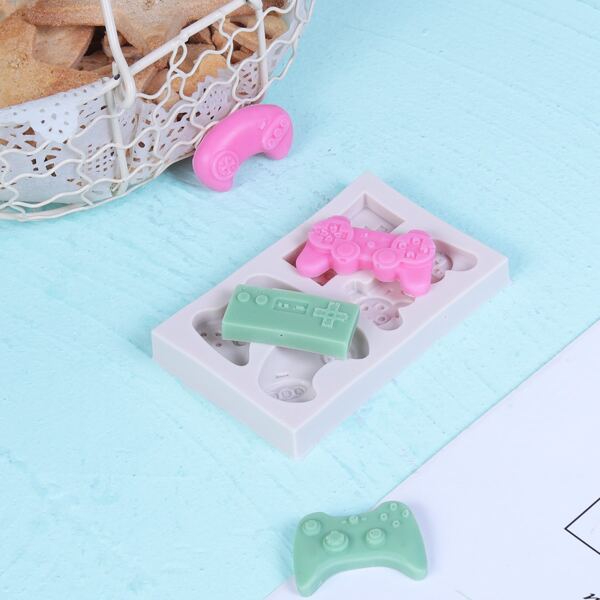 

1pc Gamepad Design Mold, White
