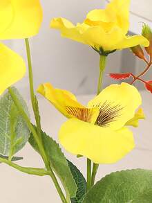 1 cái hoa trong chậu nhân tạo - Màu vàng - Xem 2