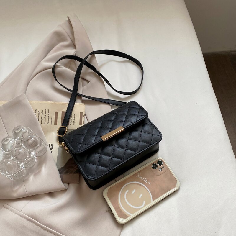 

Quilted Flap Crossbody Bag, Black