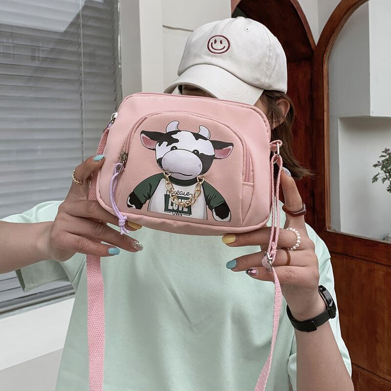 

Cartoon Cow Graphic Crossbody Bag, Pink