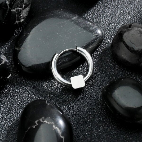 

1pc Men Cube Decor Hoop Earring, Silver