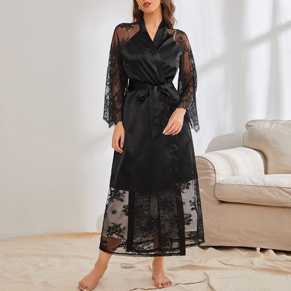 

Contrast Eyelash Lace Raglan Sleeve Belted Satin Night Robe, Black