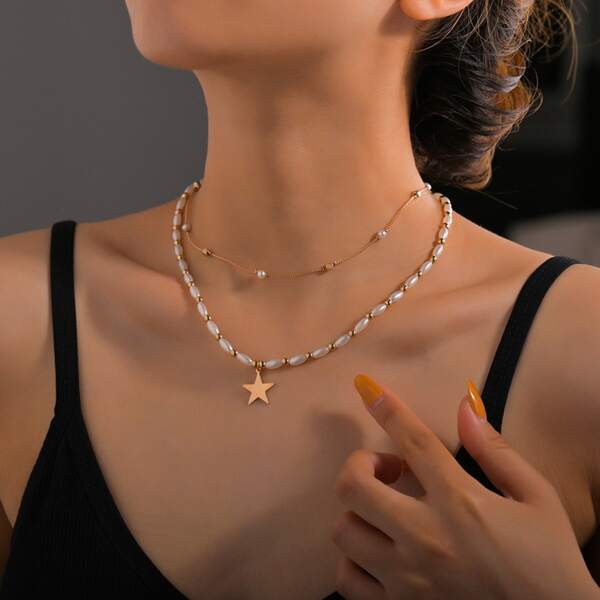 

Star Pendant Layered Necklace, Gold