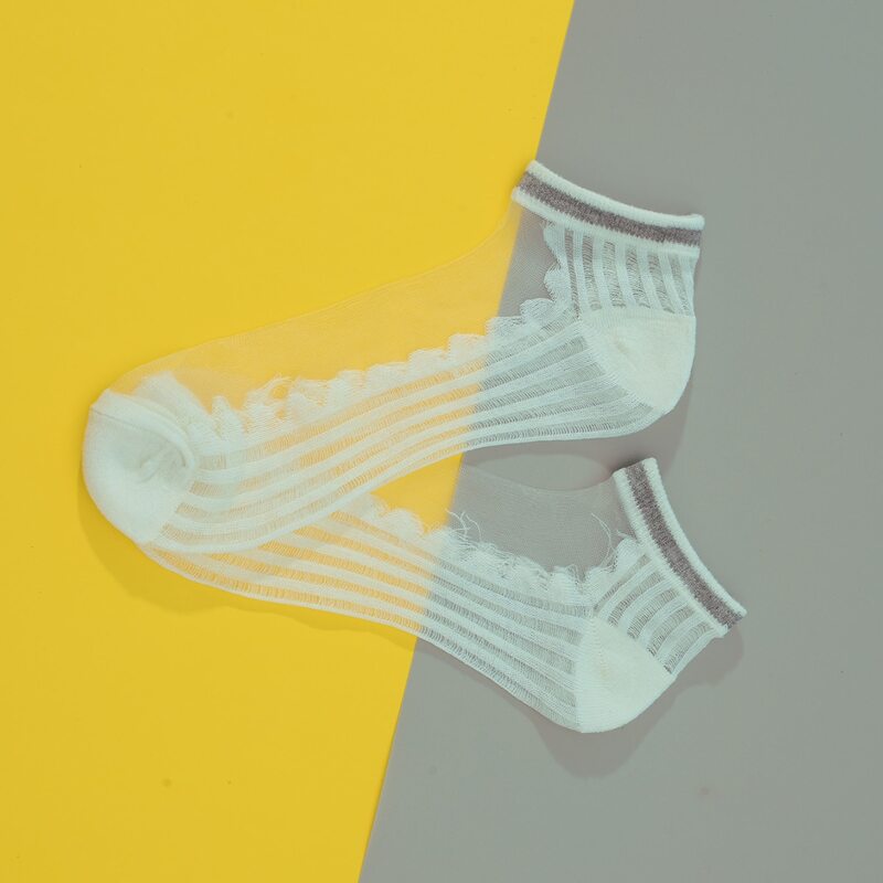 

1pair Transparent Ankle Socks, White