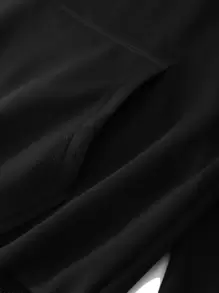 Manfinity Men Letter Graphic Kangaroo Pocket Hoodie