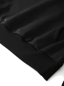 Manfinity Men Letter Graphic Kangaroo Pocket Hoodie