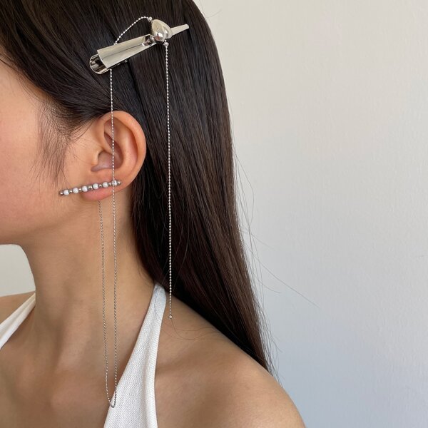 

1pc Hair Clip Decor Earring, Silver
