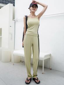 DAZY con costura lateral en contraste Top de tirantes con Pantalones - Verde Lima - Ver 6