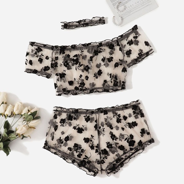 

Plus Floral Pattern Sheer Mesh Lingerie Set, Black